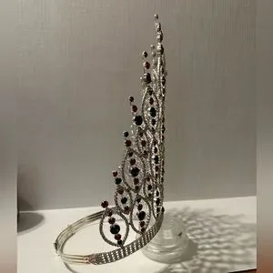Accessories | New Beautiful Green Red Clear Stone Crown  display picture 1